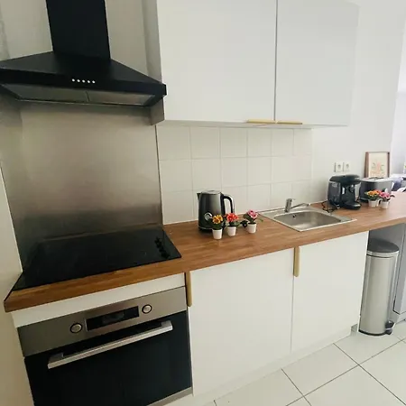 Apartment Maison Renovee Avec Jardin Prive Et Parking, Au Coeur D'angouleme Angoulême